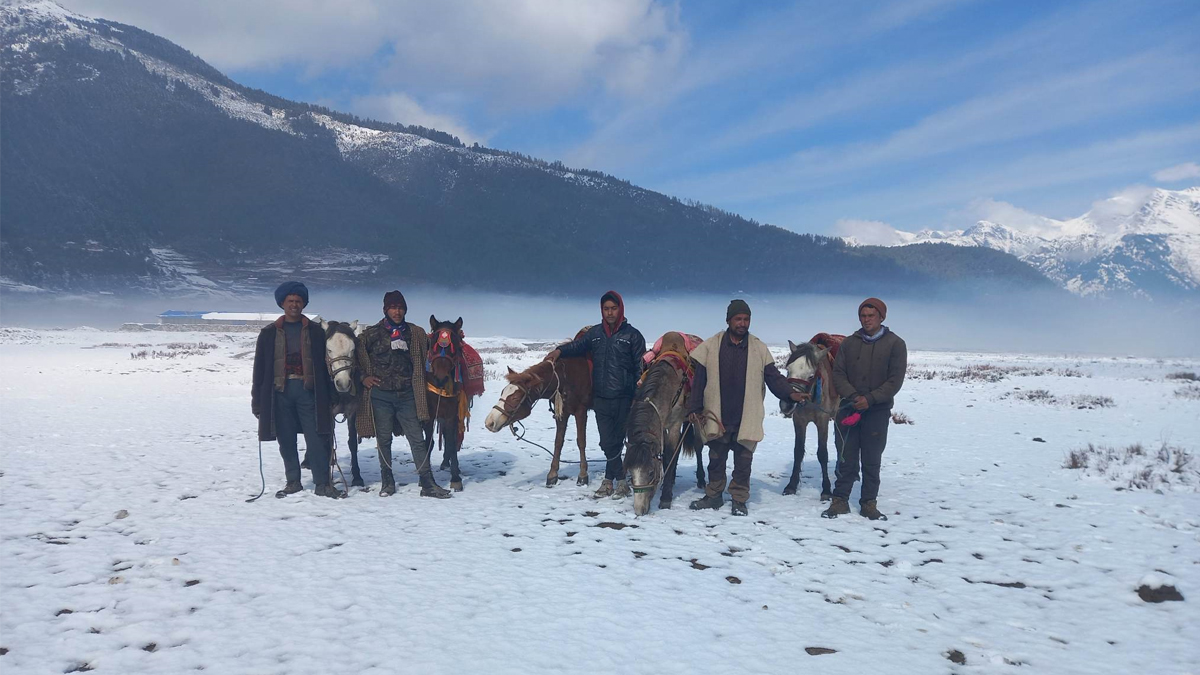 गण्डकी र कर्णाली प्रदेशमा हिमपात, तराईमा हुस्सु